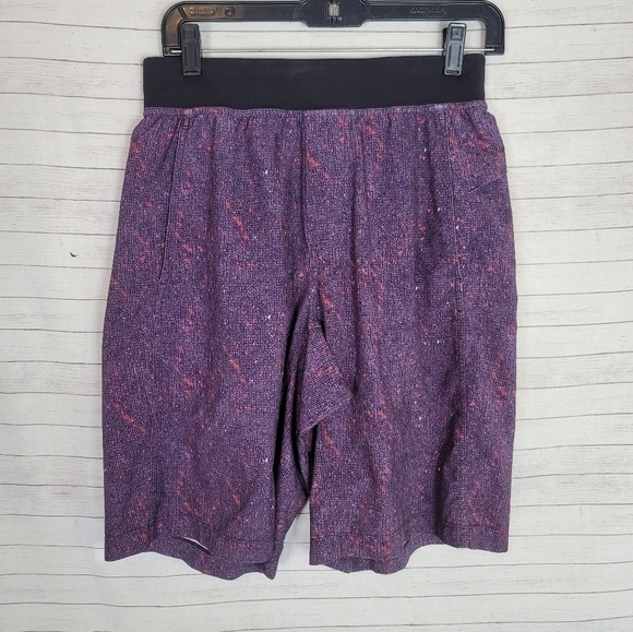 LULULEMON CORE SHORTS IN COSMIC PURPLE, SZ SMALL - Picture 1 of 16